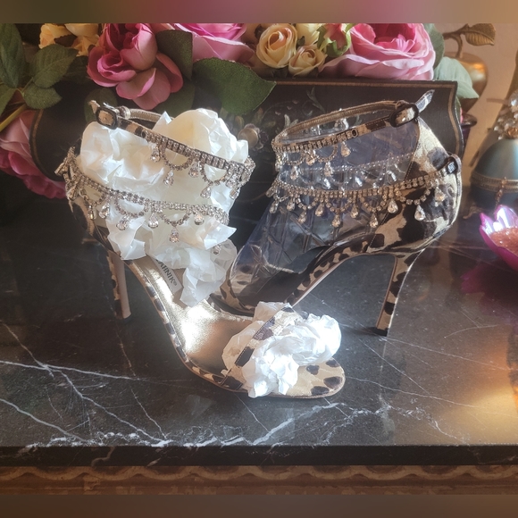 Manolo Blahnik Shoes - Brand New RARE Manolo Blahnik Jeweled Houristra Strappy Sandals